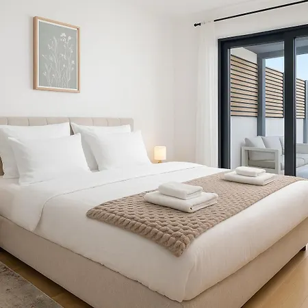 Luxury Mona With Garden & Jacuzzi In Zadar, Borik Апартаменты