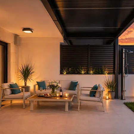 Luxury Mona With Garden & Jacuzzi In Zadar, Borik Zadar