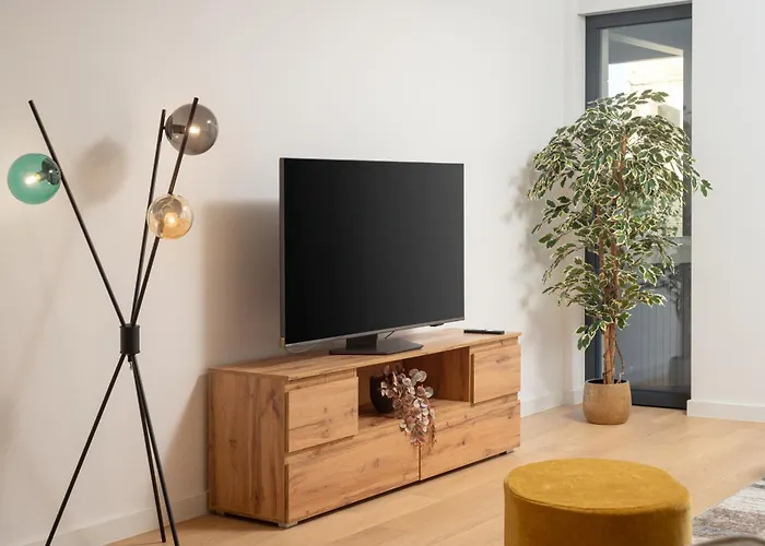 Luxury Mona With Garden & Jacuzzi In Zadar, Borik