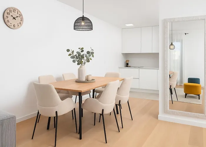 Apartment Luxury Mona With Garden & Jacuzzi In Zadar, Borik Zadar